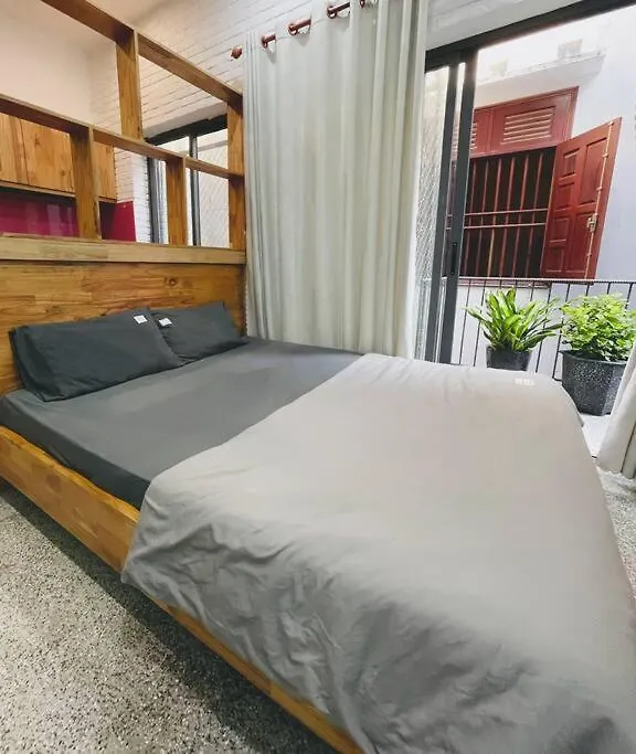 Ami Foreign Center Da Nang - Large Windows, Have Balcony & Use Terrace Apartment