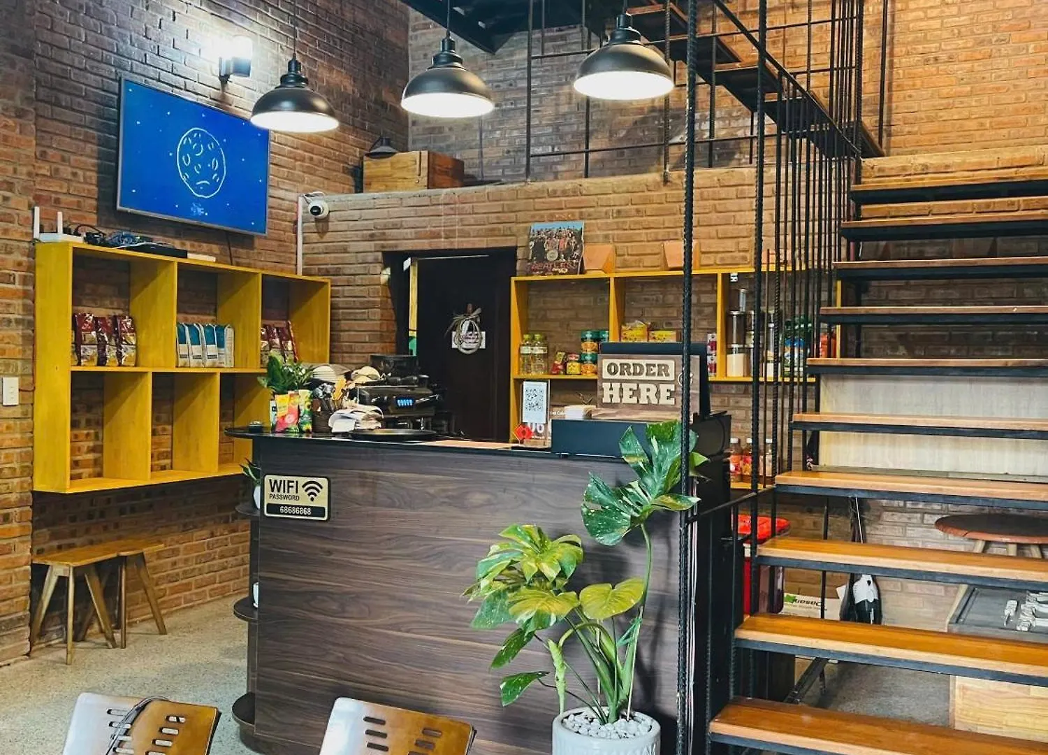 Ami Foreign Center Da Nang - Large Windows, Have Balcony & Use Terrace 0*,